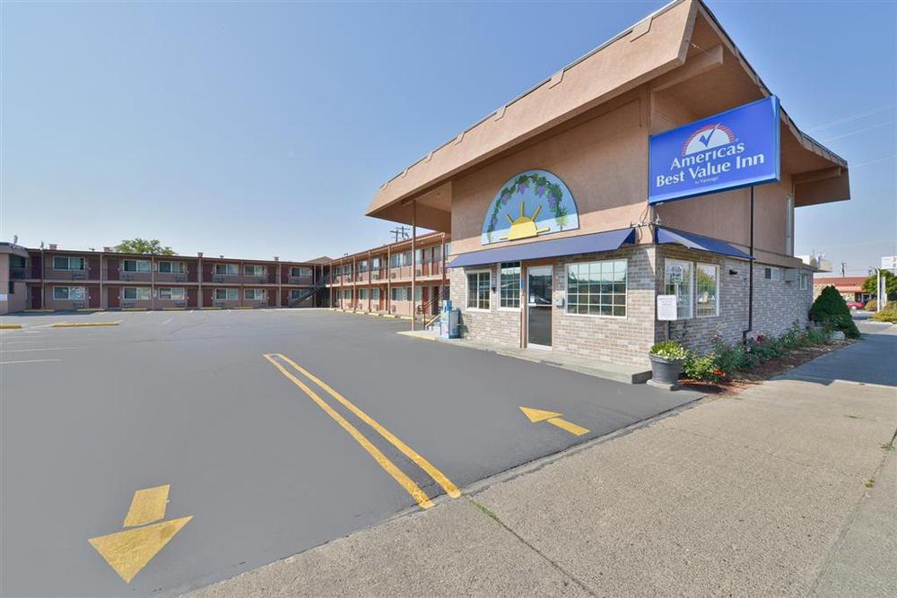 Americas Best Value Inn Hazlehurst Εξωτερικό φωτογραφία